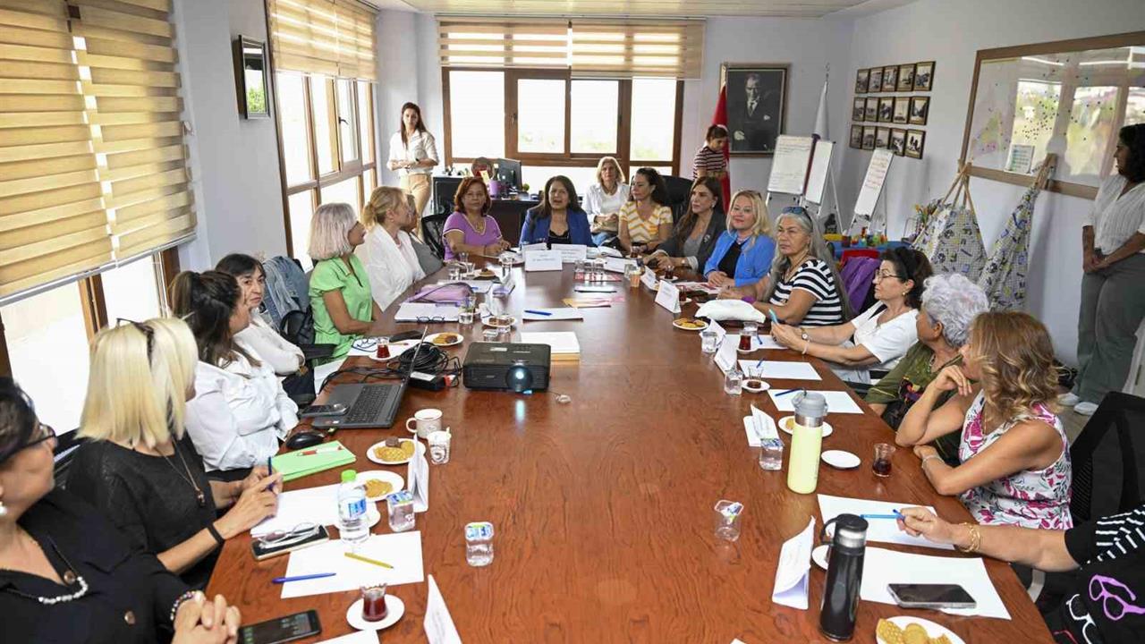 Mersin'de Kadınların Yönetime Katılımı ve Özgürlükleri Artıyor