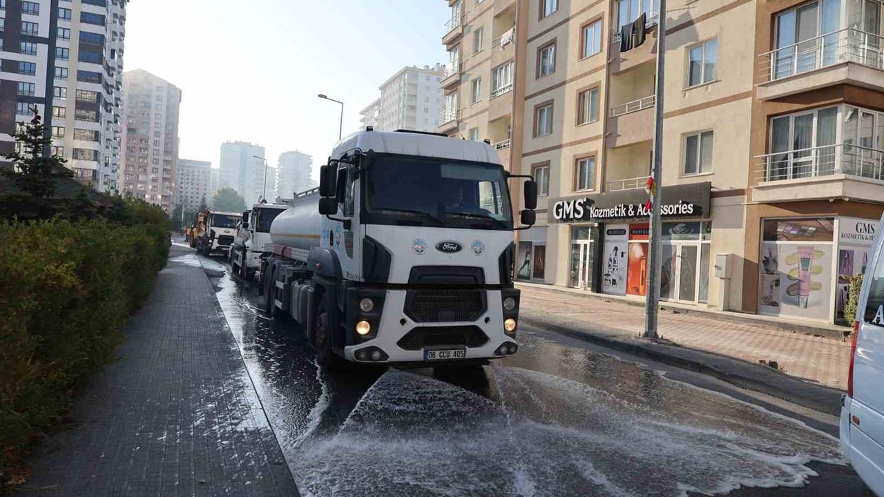 Kayseri Talas'ta 'Belediye Mahallemizde' Uygulaması ile Mahallede Yenileme Çalışmaları Başlatıldı