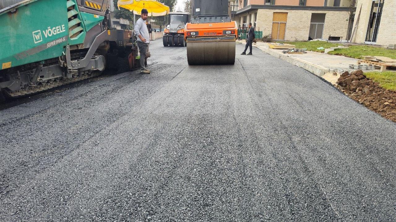 Adıyaman'da Barbaros Hayrettin ve Siteler Mahallelerinde Asfalt Çalışmaları Hızla İlerliyor