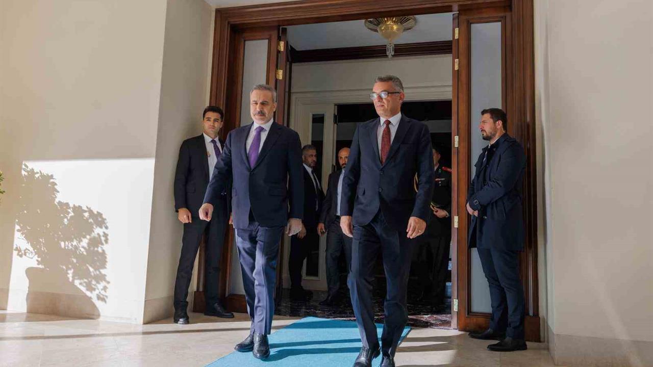 Ankara'da Bakan Fidan, KKTC Cumhurbaşkanı Erhüman ile Toplandı