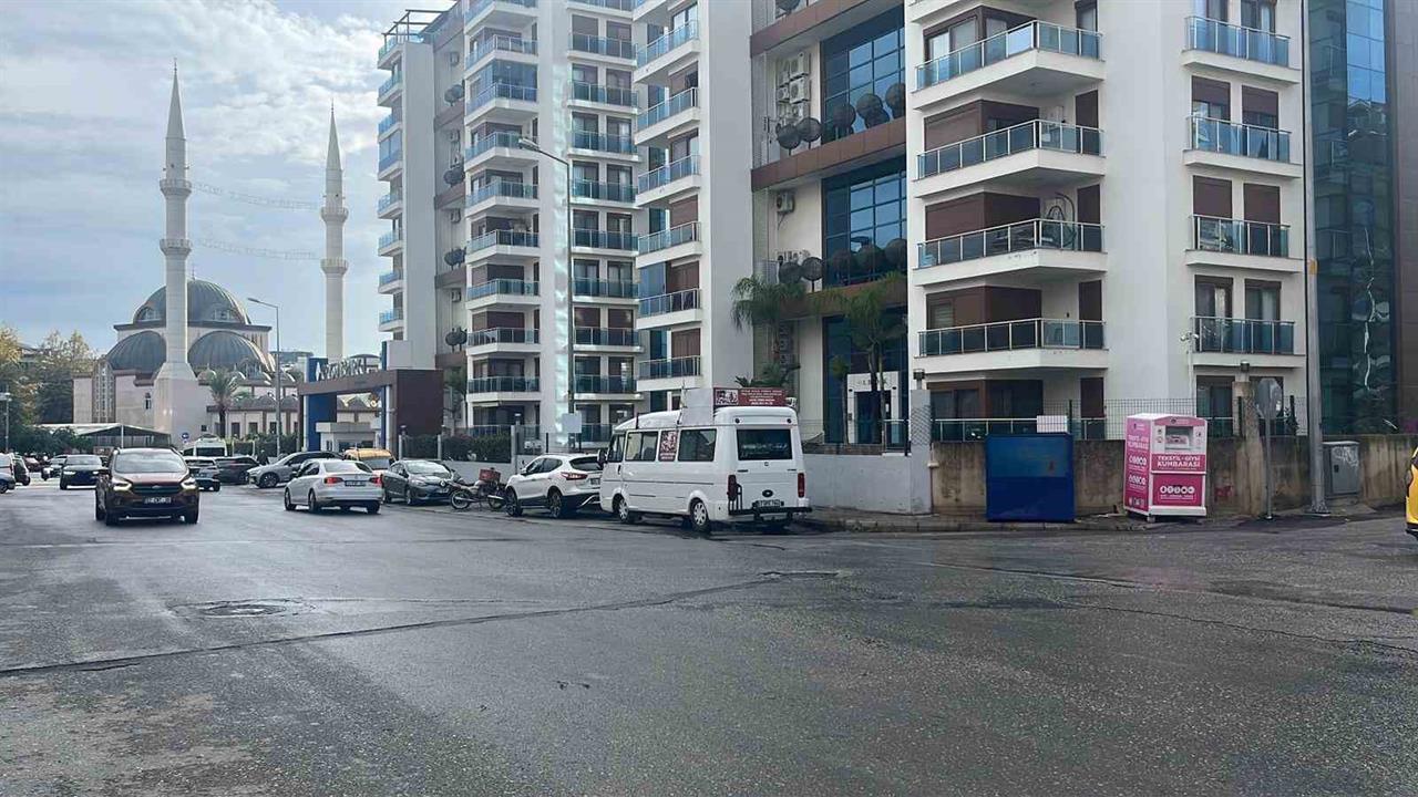 Alanya'da Sokakta Kadına Saldırı Gerçekleşti, Saldırgan Gözaltında