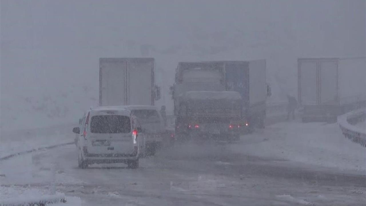 Bayburt'ta Kop Dağı Geçidi Yeniden Kış Koşullarına Hazır Hale Geldi