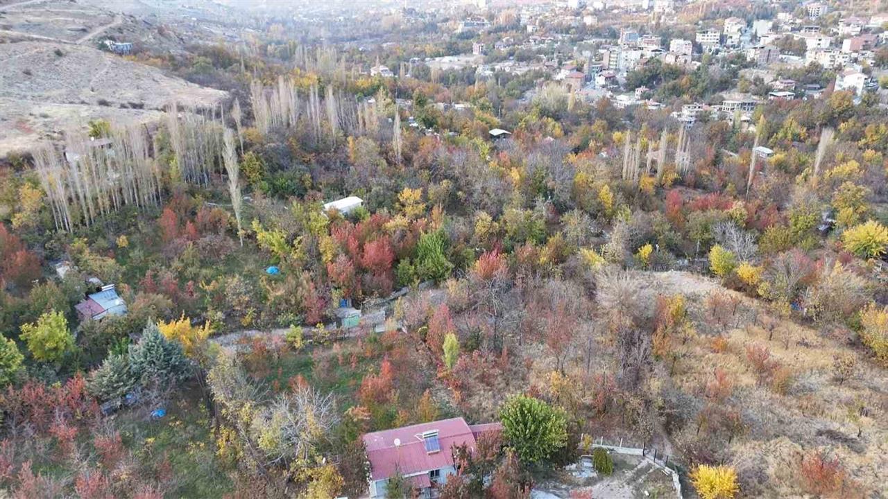 Malatya Yeşilyurt'ta Sonbaharın Son Günlerinde Kartpostallık Görüntüler Ortaya Çıktı