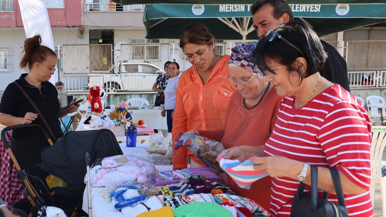 Toroslar’da Üretici Kadınların Emeği Halkla Buluşuyor