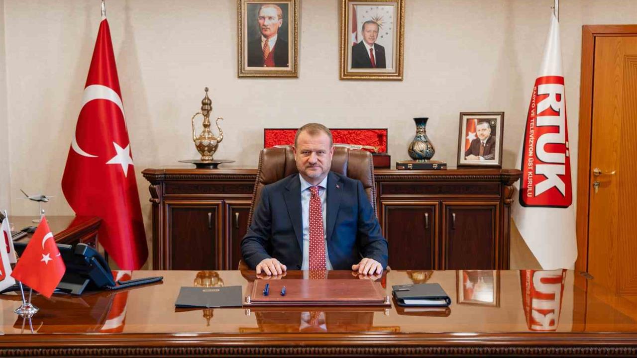Ankara'da RTÜK'ün Üst Kurul Toplantısında İlk Kadın Başkan Vekili Deniz Güçer Seçildi