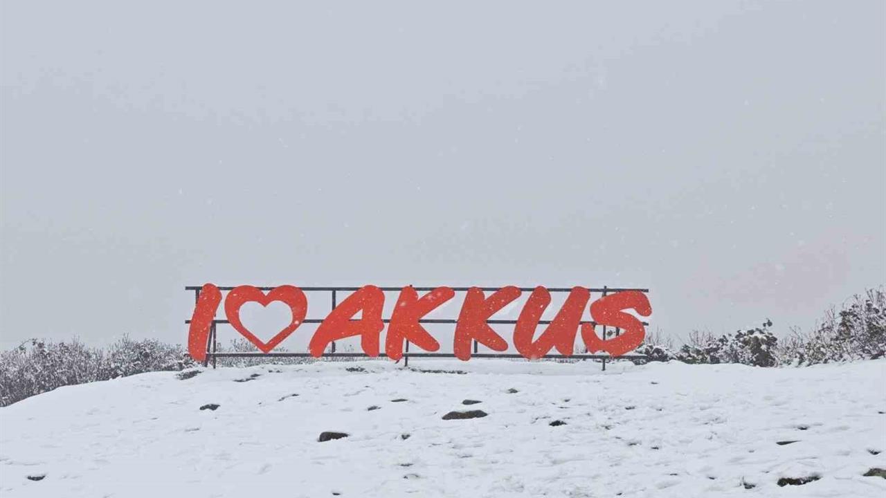 Ordu Mesudiye'de Kar Yağışı Etkili Olmaya Başladı