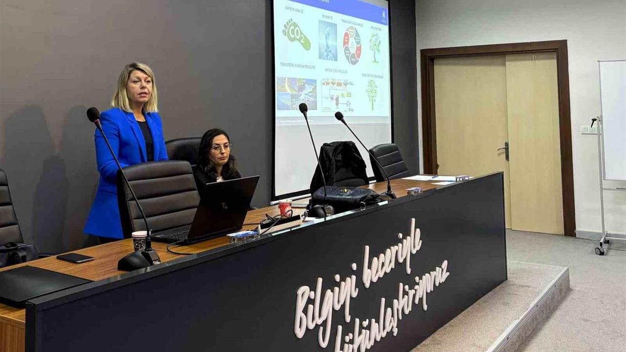 Sakarya'da SUBÜ Personeline Çevre Yönetimi Eğitimi Verildi