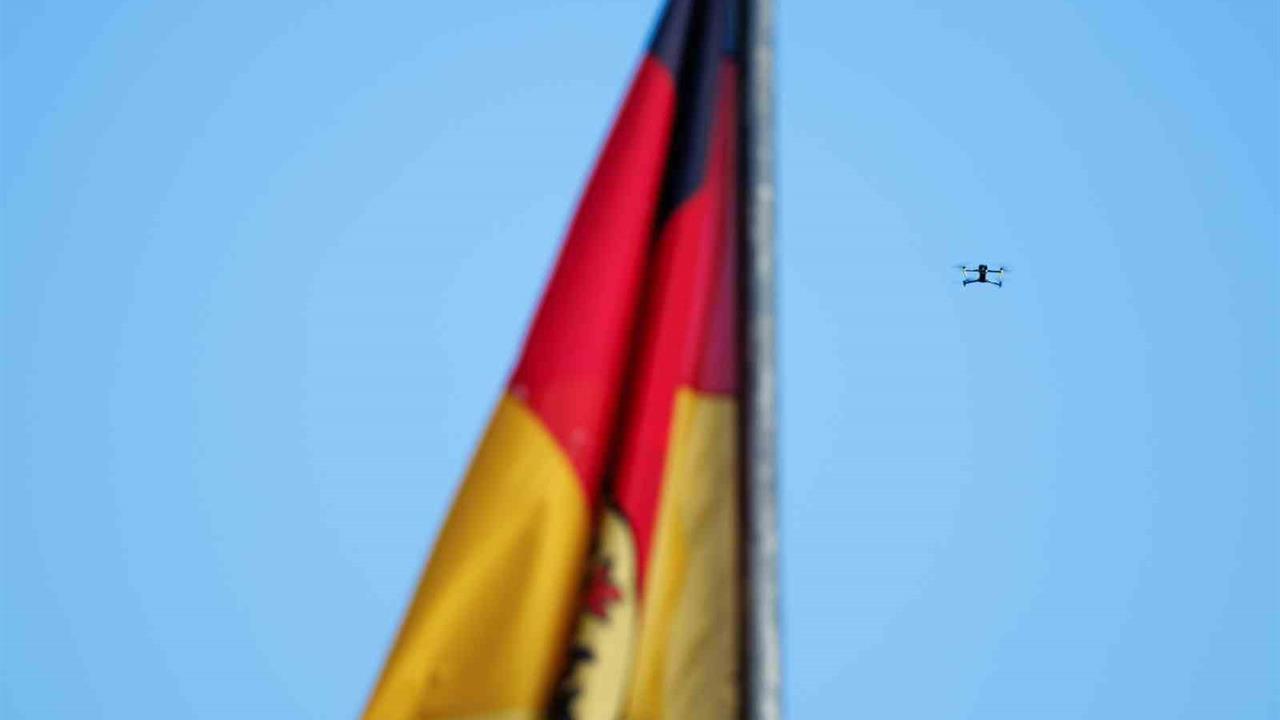 Almanya Berlin'de Dron Tehditlerine Karşı 80 Milyon Euro'luk Savunma Merkezi Kurulacak