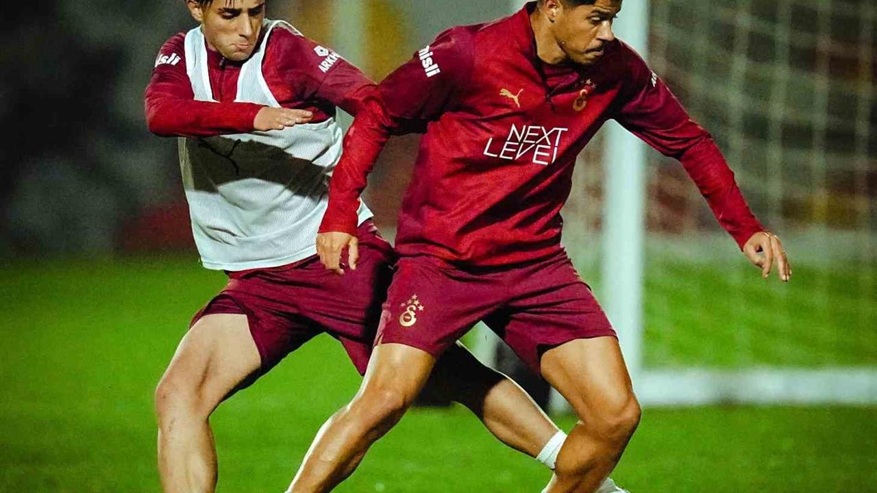 Galatasaray, İstanbul'da Gençlerbirliği ile Oynayacağı Maç İçin Hazırlıklarını Başlattı
