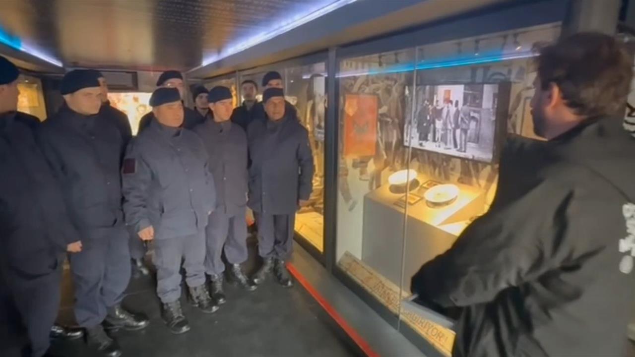 Tokat'ta Çanakkale Savaşları Mobil Müzesi Ziyaretçilerini Ağırladı