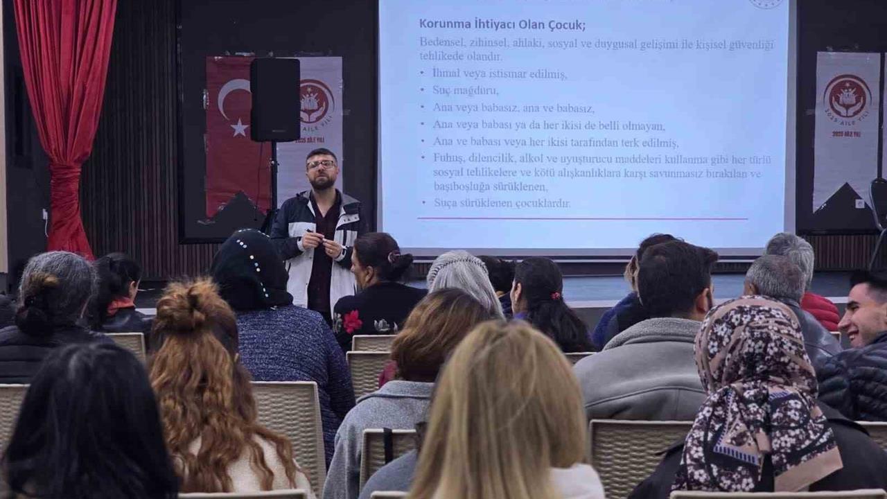 Hozat'ta "Mahallemiz, Evimiz, Ailemiz Gücümüz" Projesine Yoğun İlgi Gösterildi