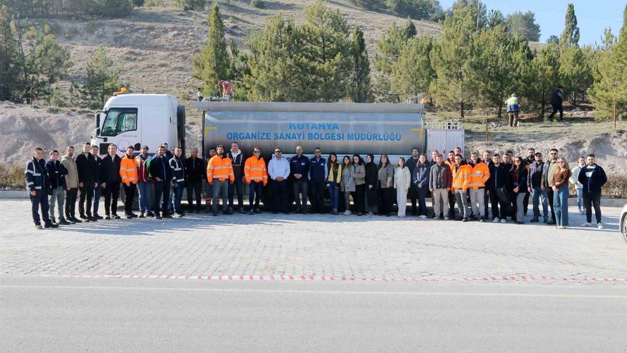 Kütahya OSB'de Gerçekleşen Fidan Dikim Etkinliğine Yoğun İlgi Gösterildi