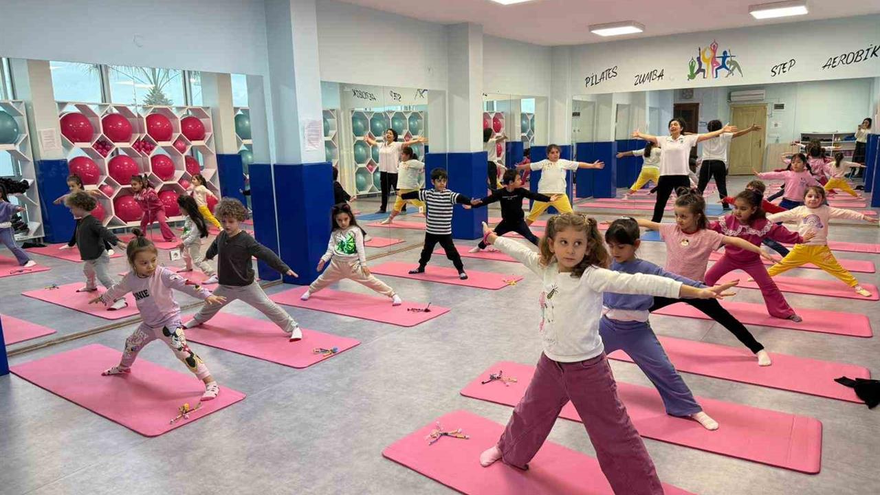 Kocaeli'de Anne Şehir Merkezleri'nde Düzenlenen Etkinliklerle Çocuklara Eğlenceli Ara Tatil Sunuldu