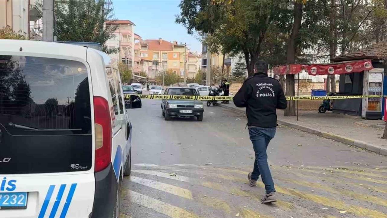 Karaman'da 5 Yaşındaki Kız Çocuğu Otomobilin Çarpması Sonucu Ağır Yaralandı