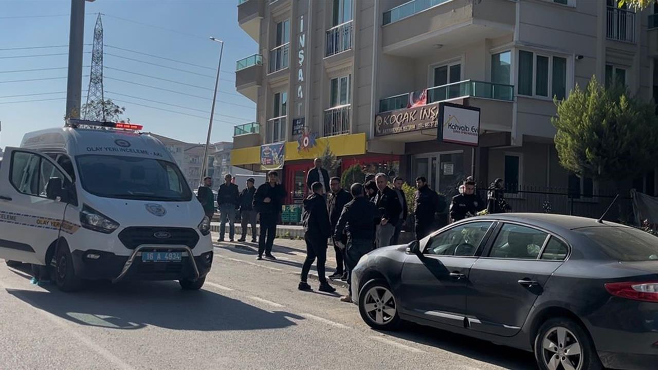 Bursa Nilüfer'de Kafede Eski Sevgilisi Vurulup İntihar Edildi