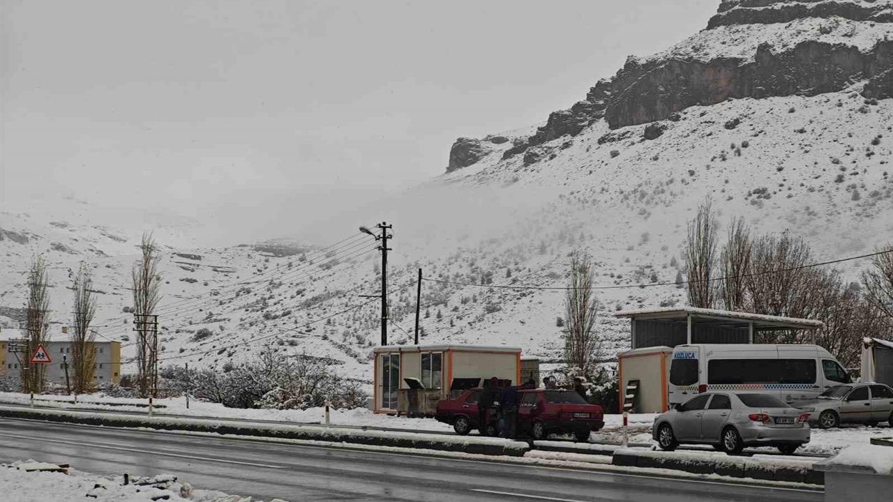 Malatya'da Son Günlerde Yaşanan Sağanak ve Kar Yağışı Sebebiyle Dikkatli Olunmalı