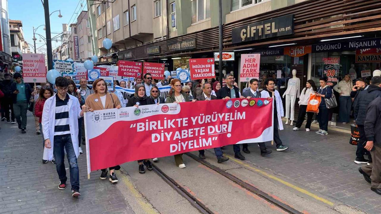 Bursa'da Diyabet Farkındalığını Artırmak İçin Yürüyüş Düzenlendi