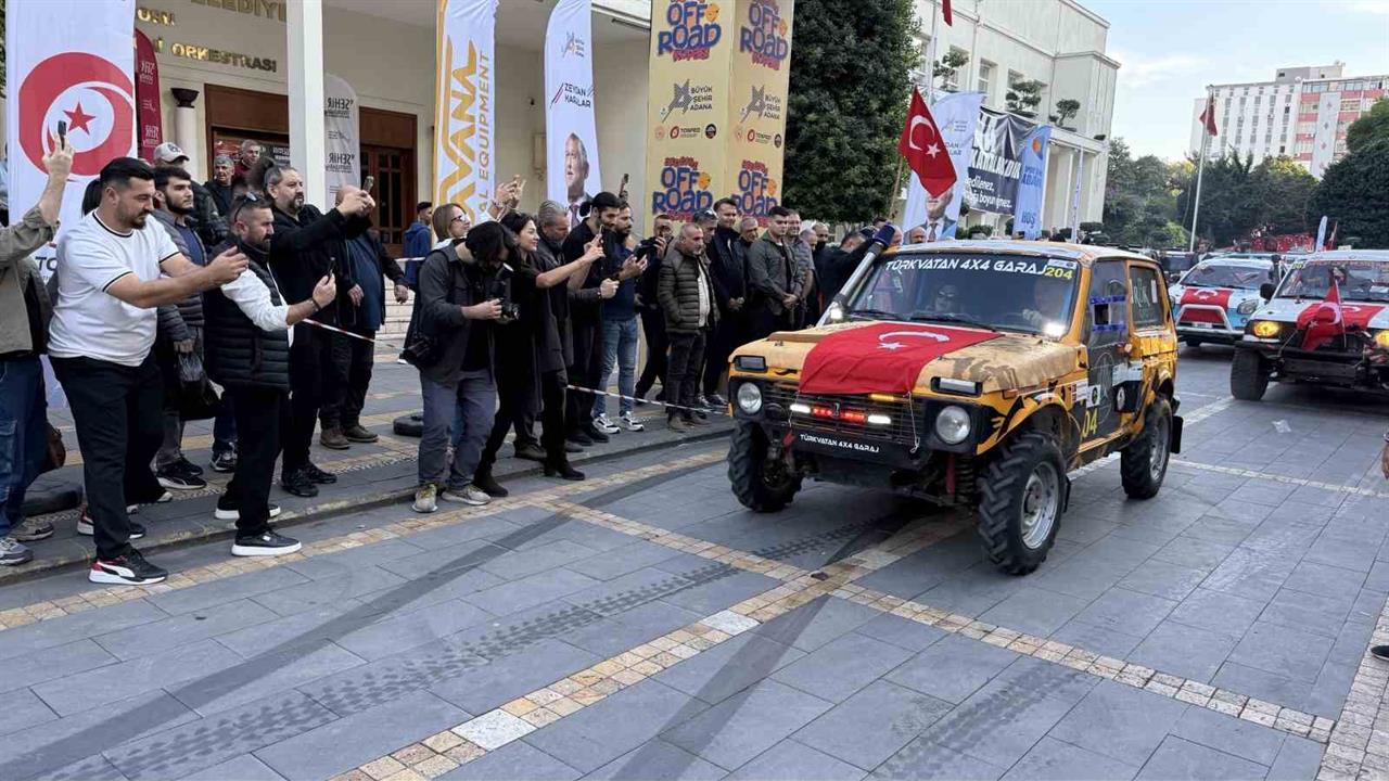 Adana'da Off-Road Yarışlarında Kadınların Yükselen İlginç Performansı