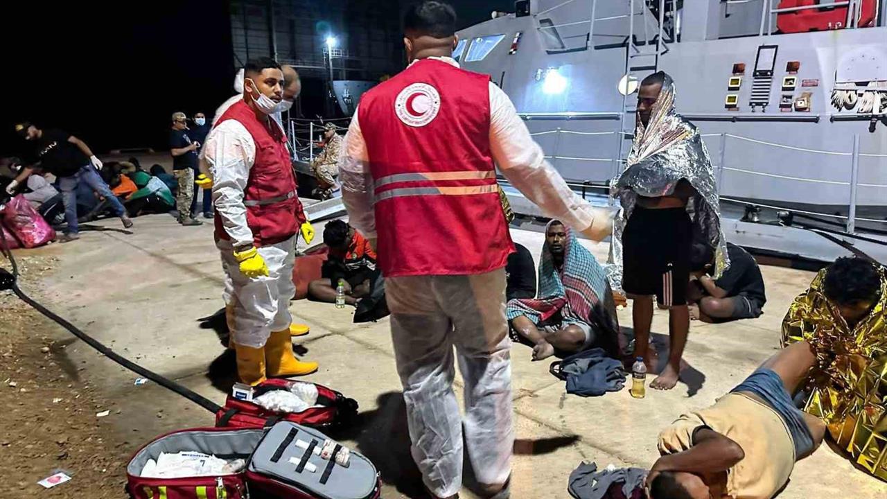 Libya Trablus Açıklarında İki Tekne Alabora Oldu: 4 Ölü