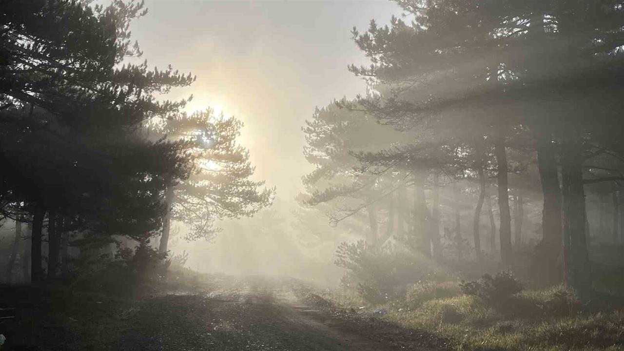 Eskişehir Bozdağ'da Oluşan Sis Manzaraları Görüntülendi