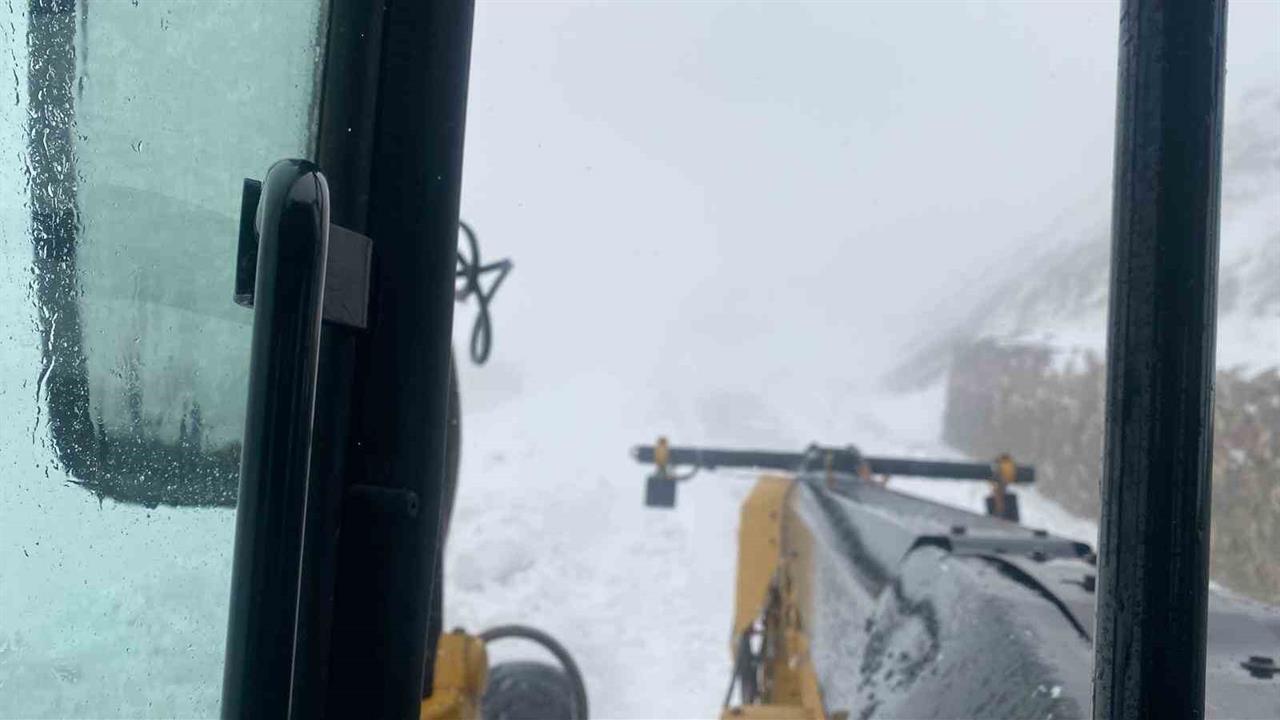 Şırnak Beytüşşebap'ta Kar Yağışı ve Habur Çayı'nda Debi Artışı