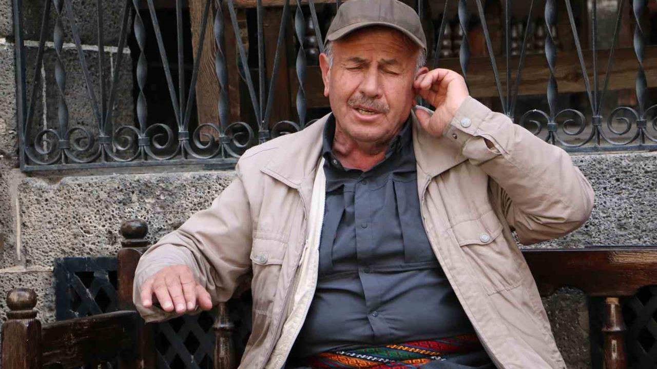 Diyarbakır'da Dengbejlik Kültürü Gençlerin İlgisini Kaybediyor