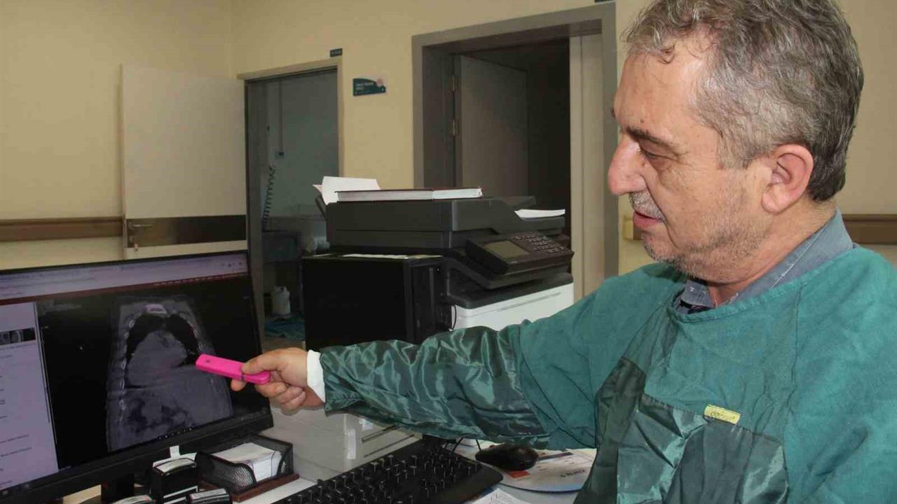 Giresun Eğitim ve Araştırma Hastanesi'nde Karadeniz PEG Kuralı ile Demans Hastalarında Güvenli Beslenme Sağlanıyor