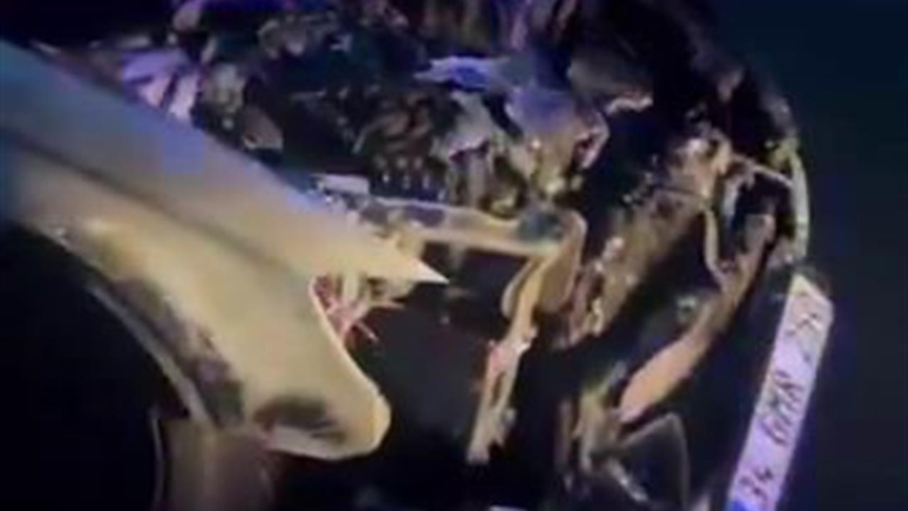 Diyarbakır Yenişehir'de Park Halindeki Lüks Araç Alev Aldı