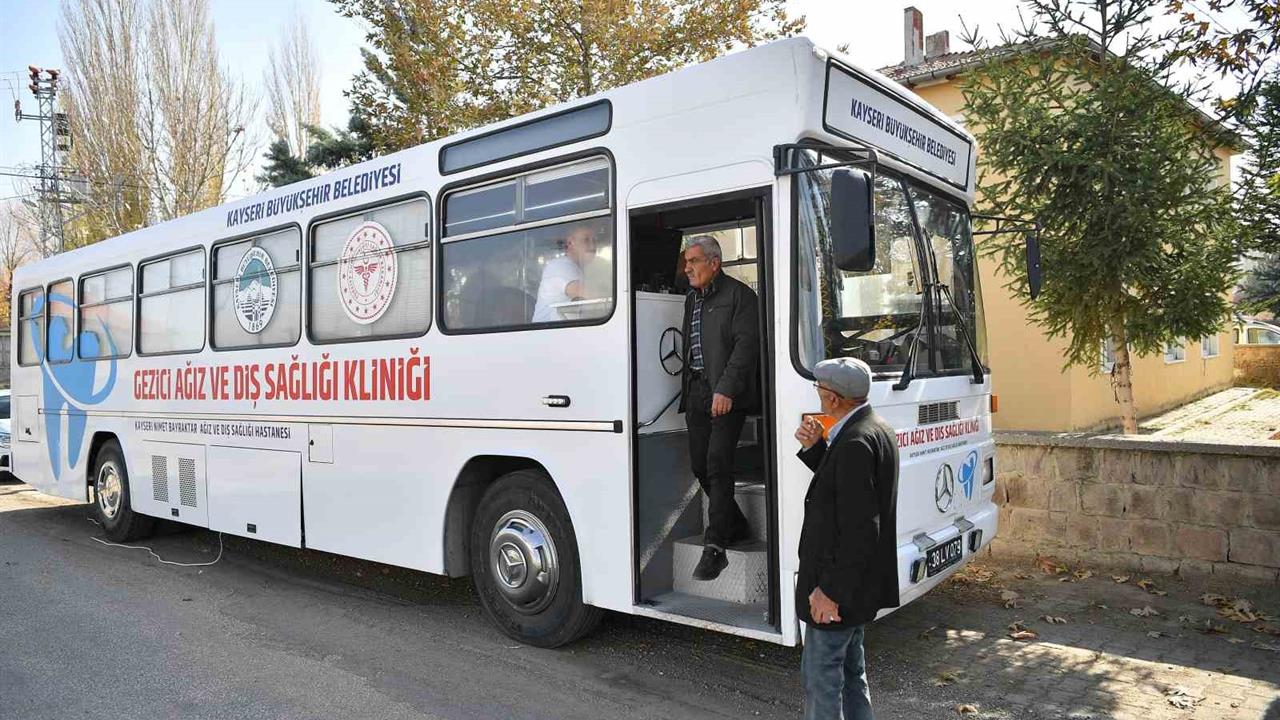 Kayseri Develi'de Gezici Ağız ve Diş Sağlığı Kliniği ile Vatandaşların Sağlık İhtiyaçları Karşılanıyor
