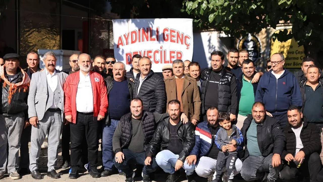 Aydın İncirliova'da Genç Devecilerin Düzenlediği Havut Hayrı Etkinliği Gerçekleşti