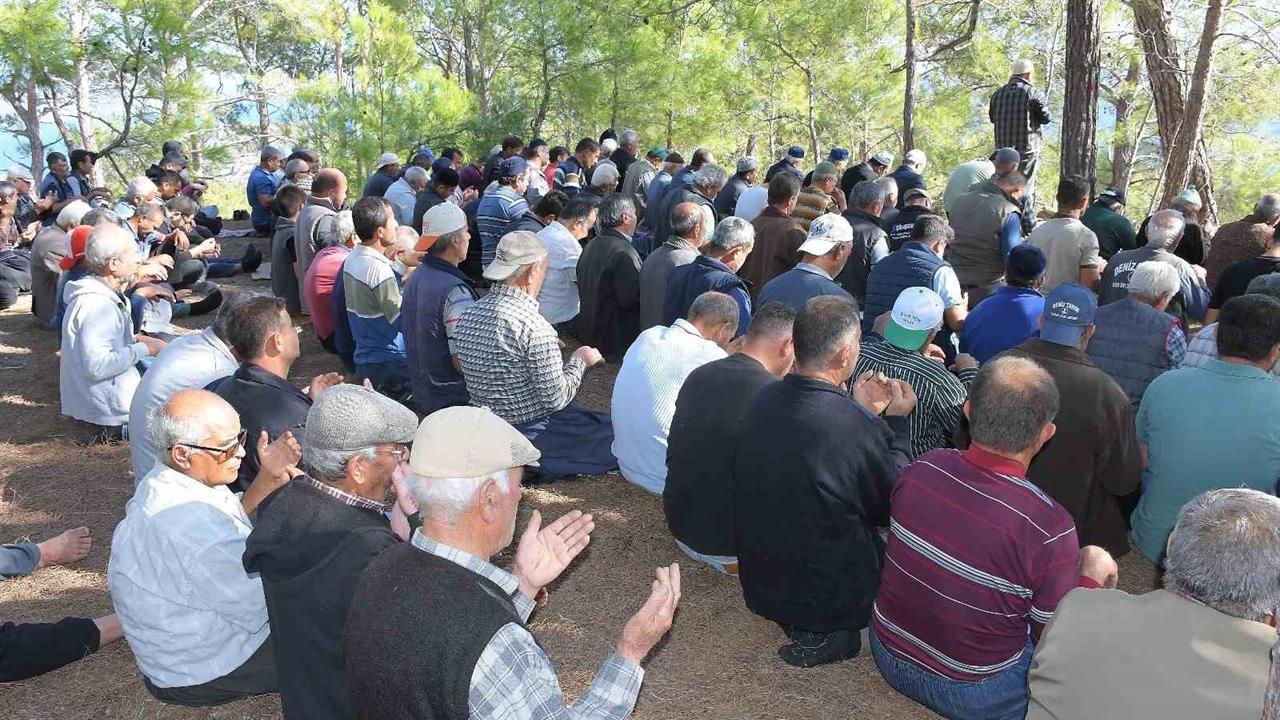 Mersin Bozyazı’da Yağmur Duası Geleneği Devam Ediyor