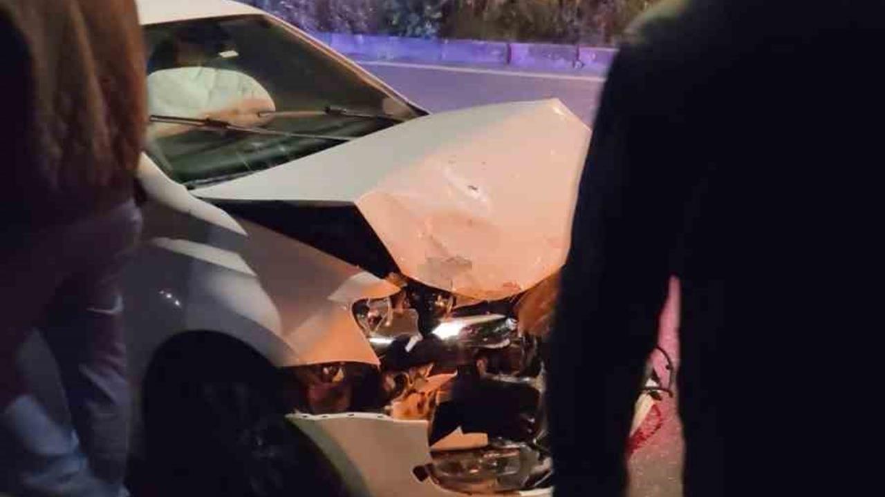 Trabzon Araklı'da Meydana Gelen Zincirleme Trafik Kazasında 3 Kişi Yaralandı