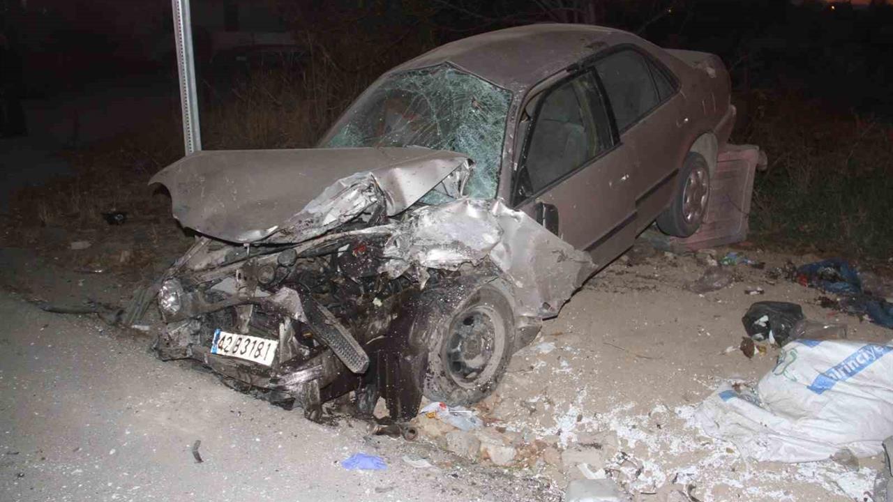 Konya Beyşehir'de Traktör ve Otomobil Çarpıştı: 2 Yaralı