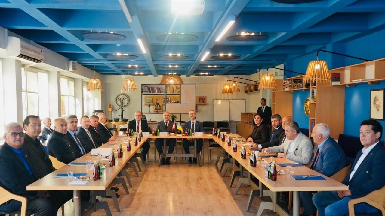 Ukrayna'nın Ankara Büyükelçisi Nariman Dzhelialov, Eskişehir'de ESO'yu Ziyaret Etti