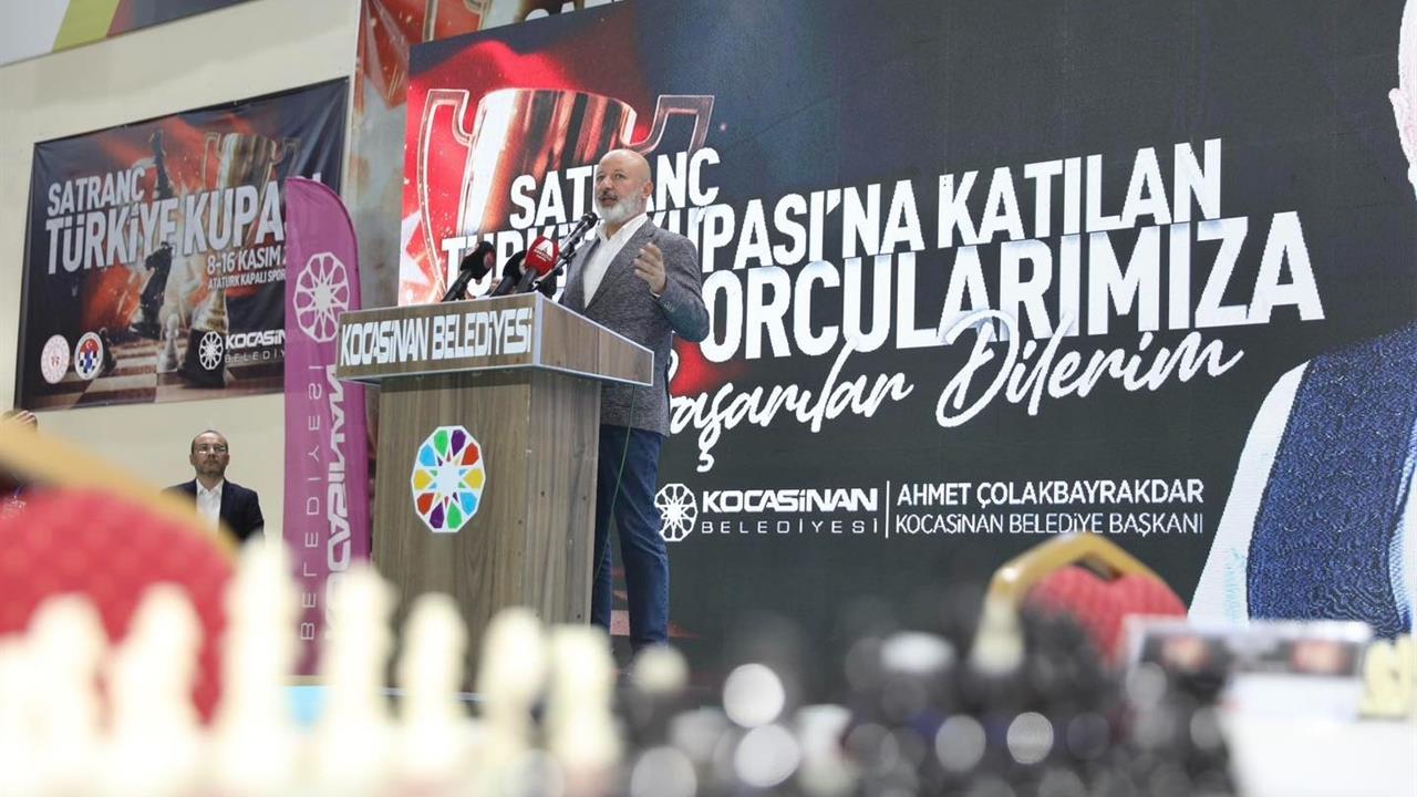 Kocasinan'da Düzenlenen Satranç Türkiye Kupası'nda Başarılar Kazanıldı