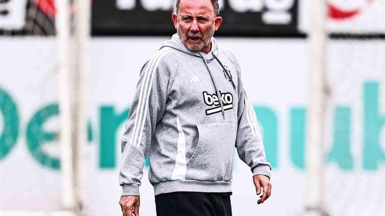 İstanbul'da Sergen Yalçın'ın Anjiyo Operasyonu Gerçekleşti