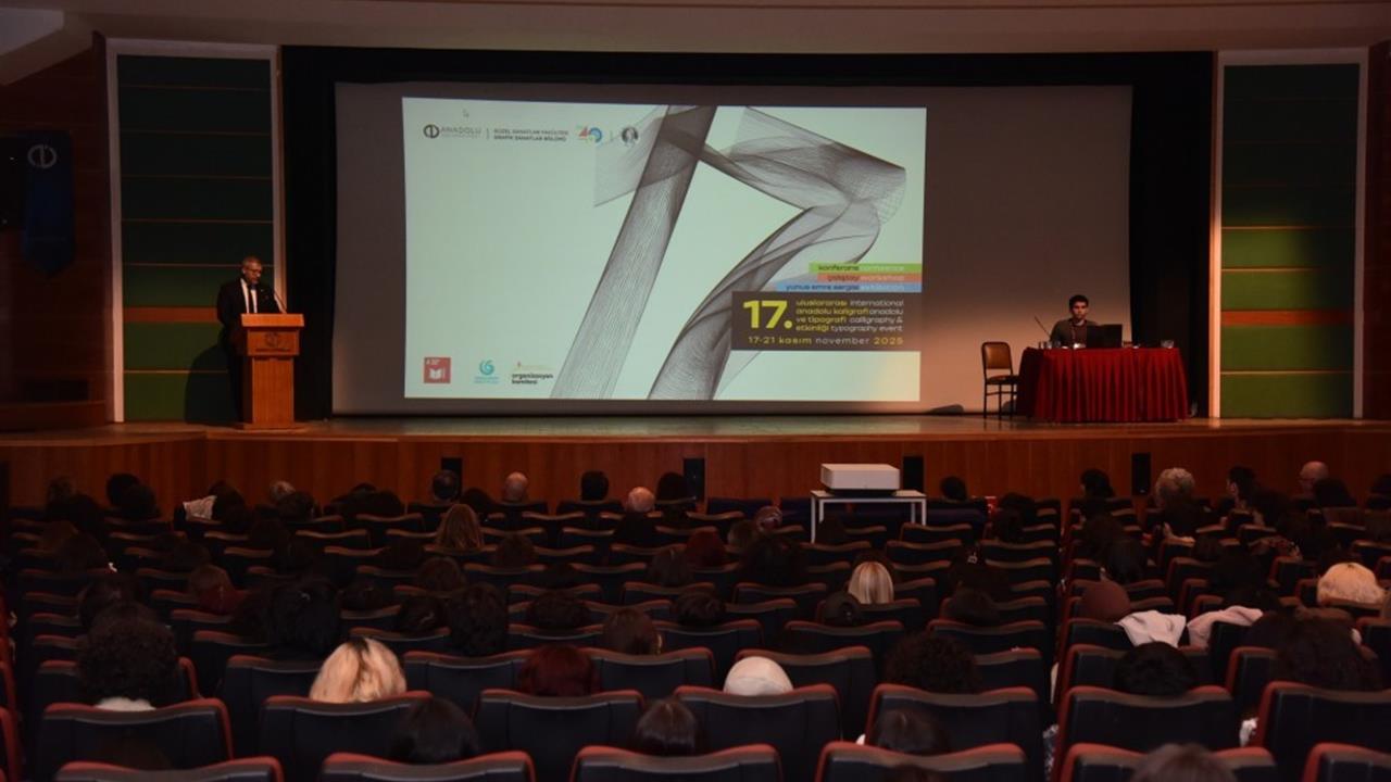 Eskişehir'de 17. Uluslararası Anadolu Kaligrafi ve Tipografi Etkinliği Gerçekleştirildi