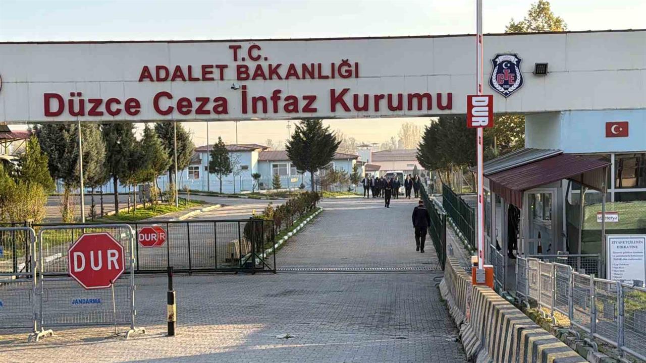 Düzce'de TBMM Heyeti Cezaevi İncelemesi Gerçekleştirdi
