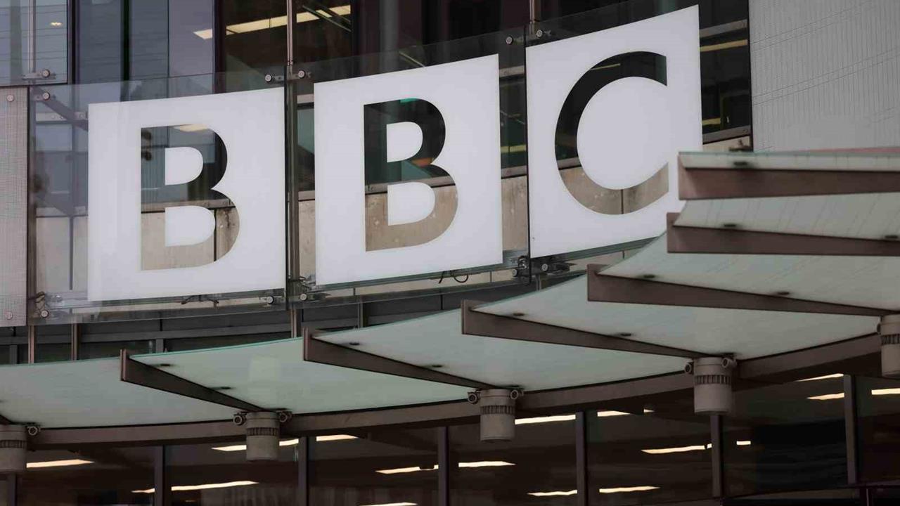 Trump, BBC'ye İftira Davası Açmaya Hazırlanıyor