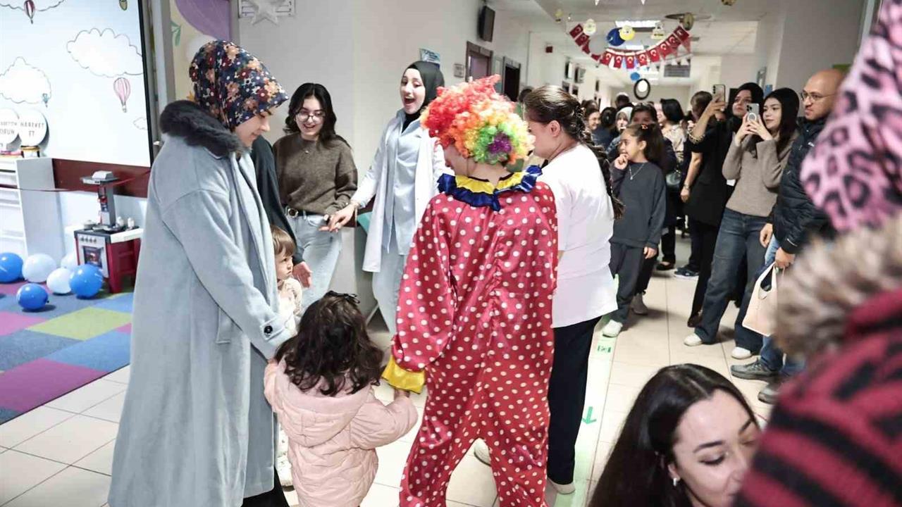 Kayseri'de Diyabetli Çocuklar İçin Oyun ve Terapi Odası Hizmete Girdi