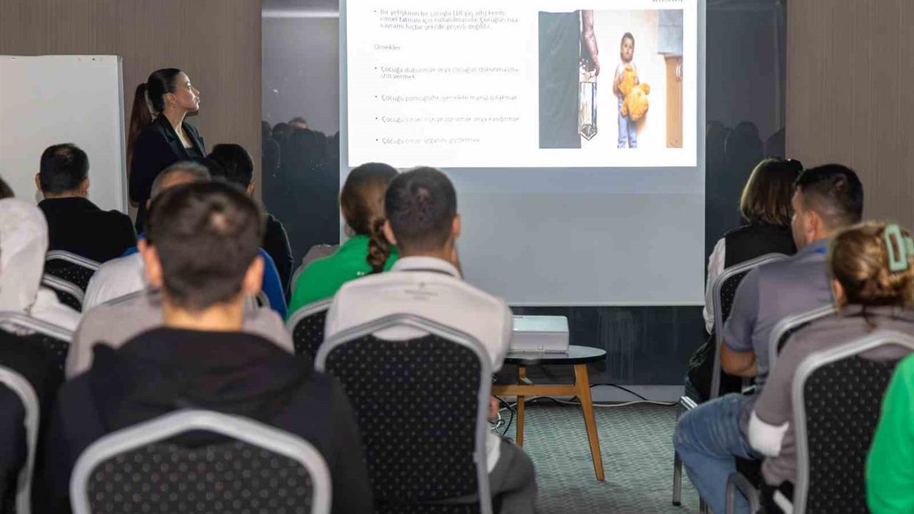Manavgat'ta Turizm Çalışanlarına Cinsel İstismar ve Tacizi Önleme Eğitimi Düzenlendi
