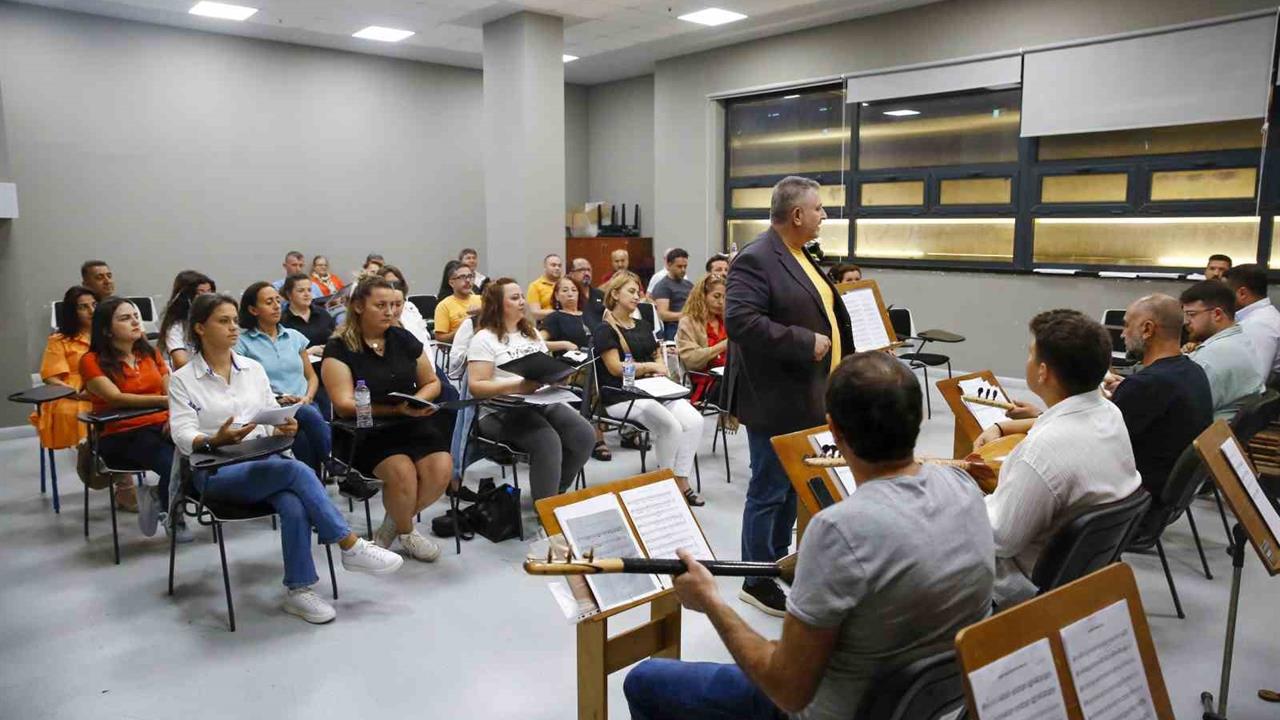 Antalya'da İsmail Baha Sürelsan Konservatuvarı'na 1,642 Öğrenci Alındı