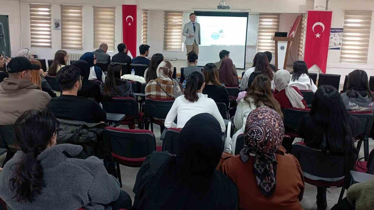 Ardahan Çıldır'da Öğrencilere Denetimli Serbestlik Uygulamaları Anlatıldı