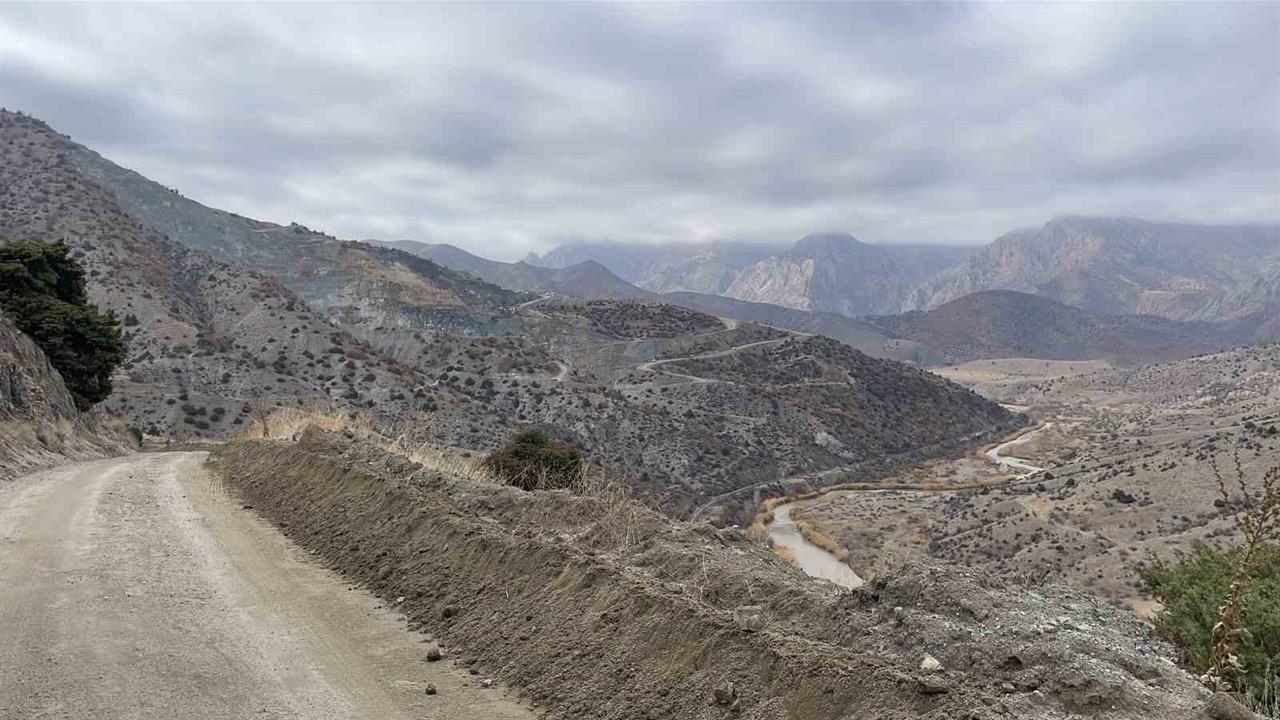 Sivas'ta Maden Ocağında Göçük Altında Kalan İşçiyi Kurtarma Çalışmaları Yeniden Başladı