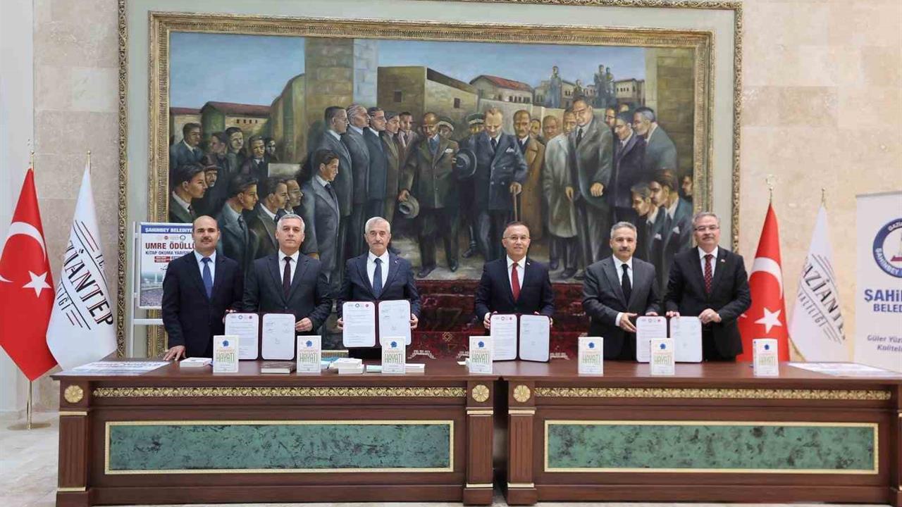 Gaziantep Şahinbey'de 163 Öğrenci Umre'ye Gönderilecek