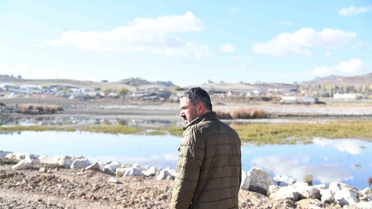 Pursaklar'da Gümüşoluk Göleti Projesi Kapsamında Çalışmalar Sürüyor