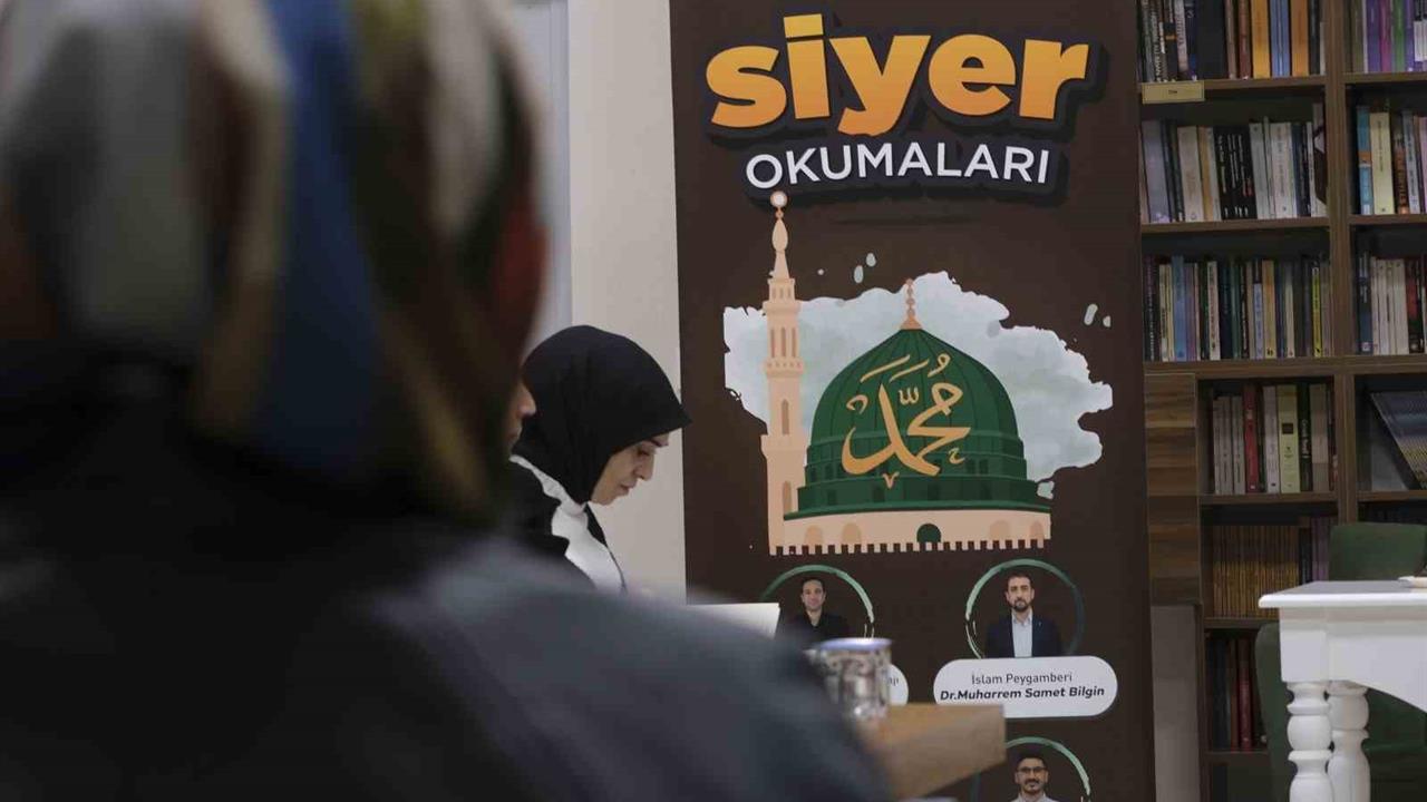 Çorum Belediyesi'nin Düzenlediği Siyer Okumaları Yoğun Katılımla Başladı