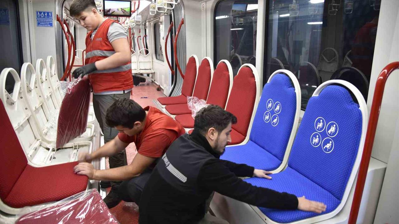 Samsun Büyükşehir Belediyesi, Tramvay Koltuklarını Yenileme Çalışması Başlattı
