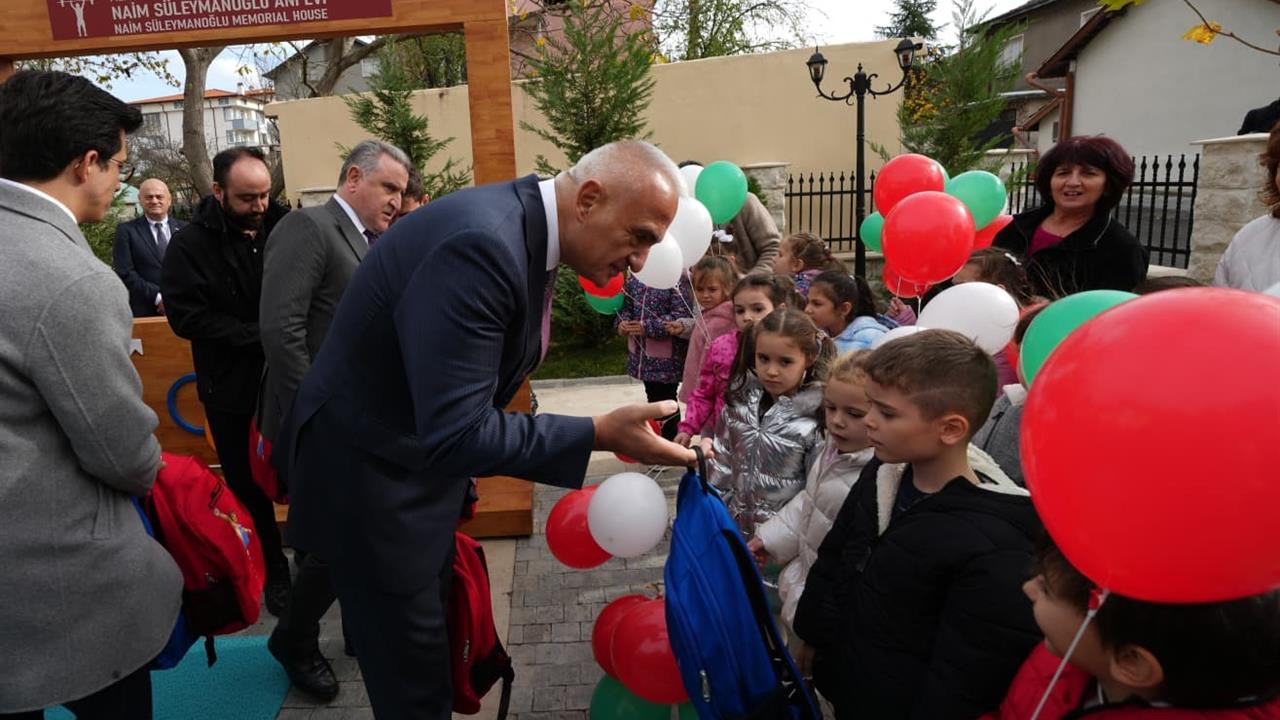 Kırcaali'de Naim Süleymanoğlu'nun Doğduğu Ev Restorasyon Sonrası Açıldı