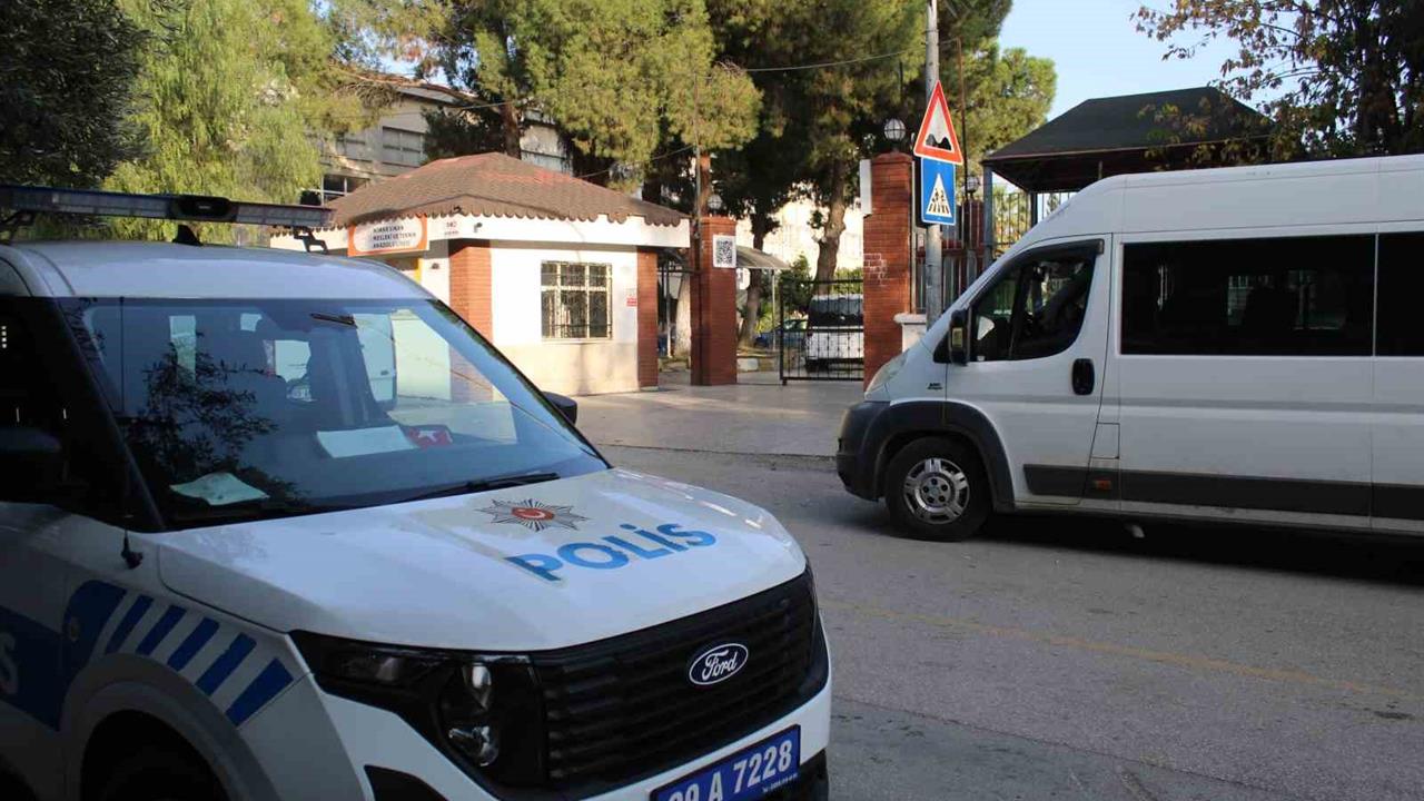 Aydın Efeler'de Okul Önünde Tartışma Sonrası İki Öğrenci Yaralandı